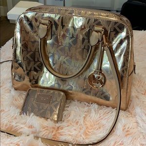 Michael Kors Metallic Rose Gold Purse & Wallet